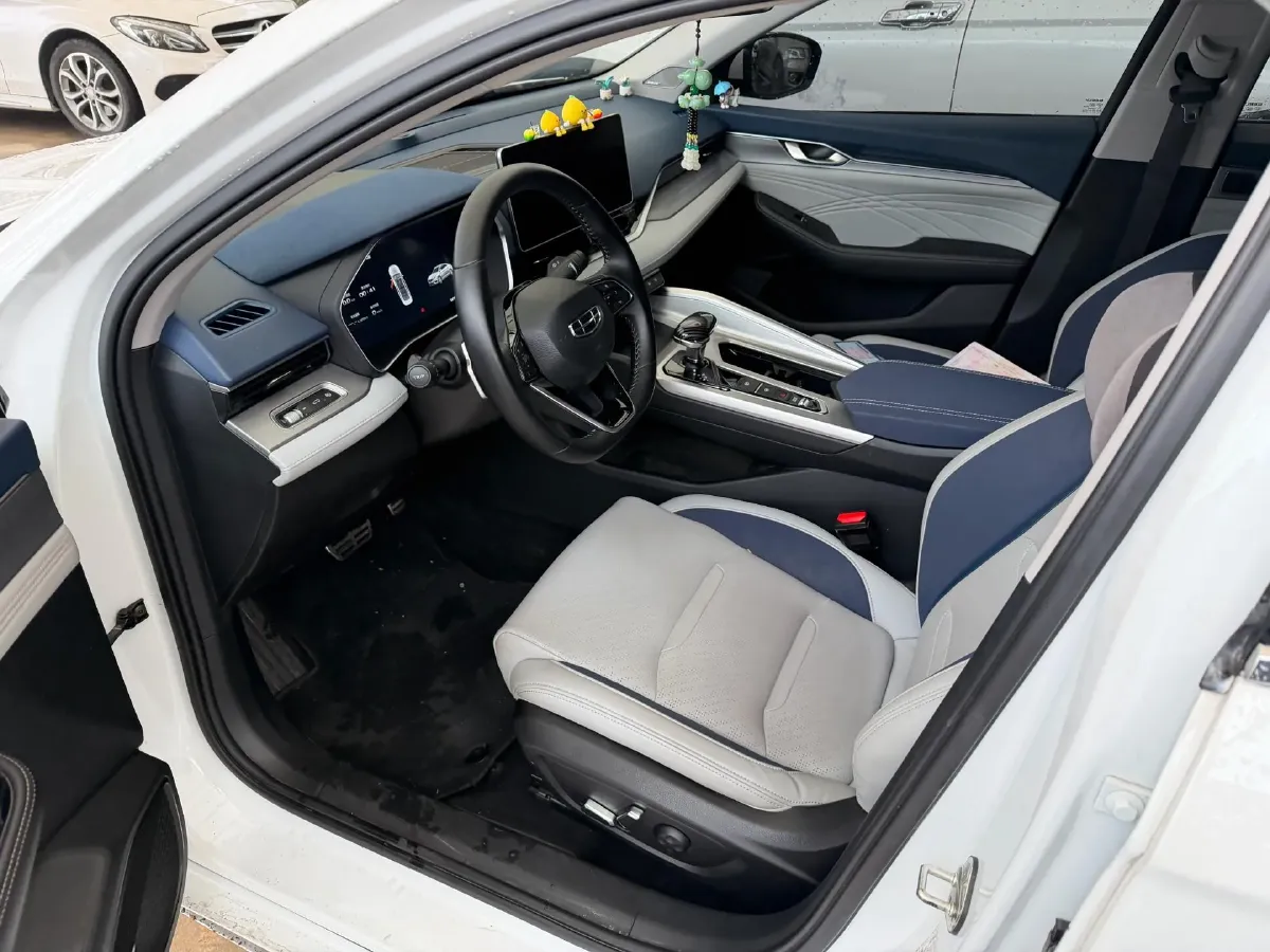 2021 Geely Preface 2.0T 190HP L4 7DCT,autocango,china used car exporter,china ev exporter,chinese used car exporter,chinese used ev exporter