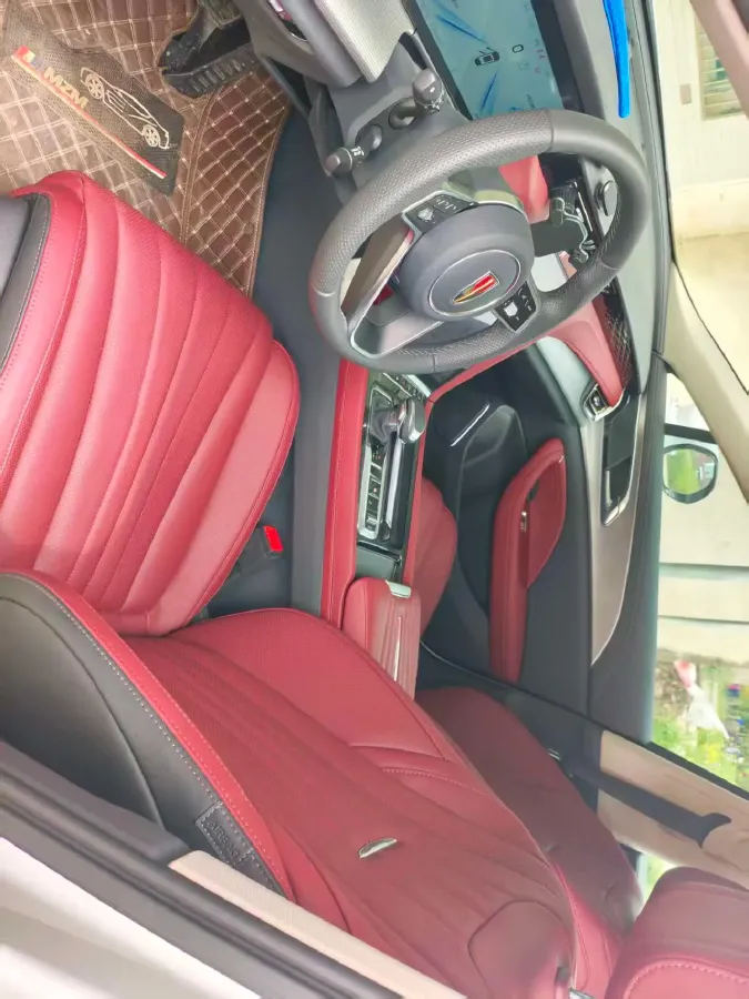 2023 HongQi H5 2.0T 224HP L4 8AT,autocango,china used car exporter,china ev exporter,chinese used car exporter,chinese used ev exporter