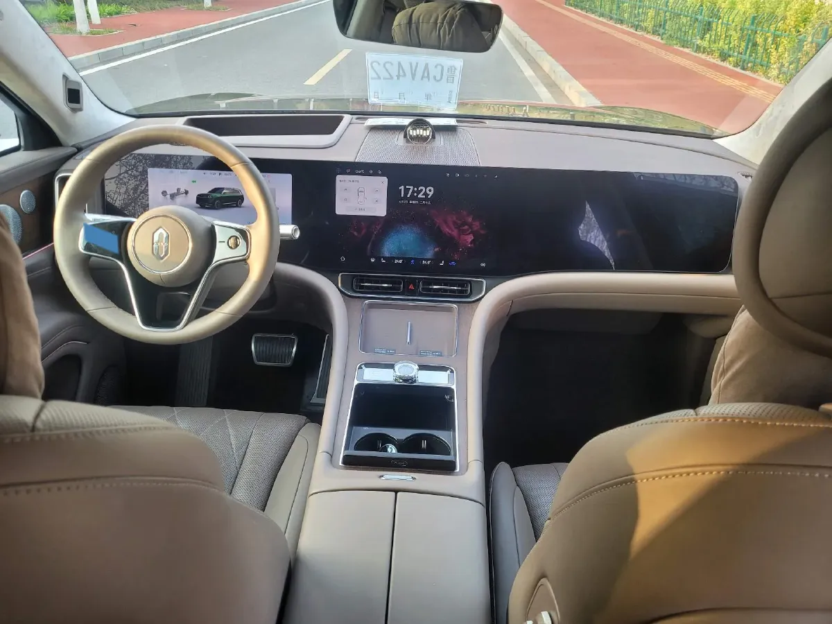 2024 AITO AITO M9 1.5T 152HP L4 REEV 42KWH,autocango,china used car exporter,china ev exporter,chinese used car exporter,chinese used ev exporter