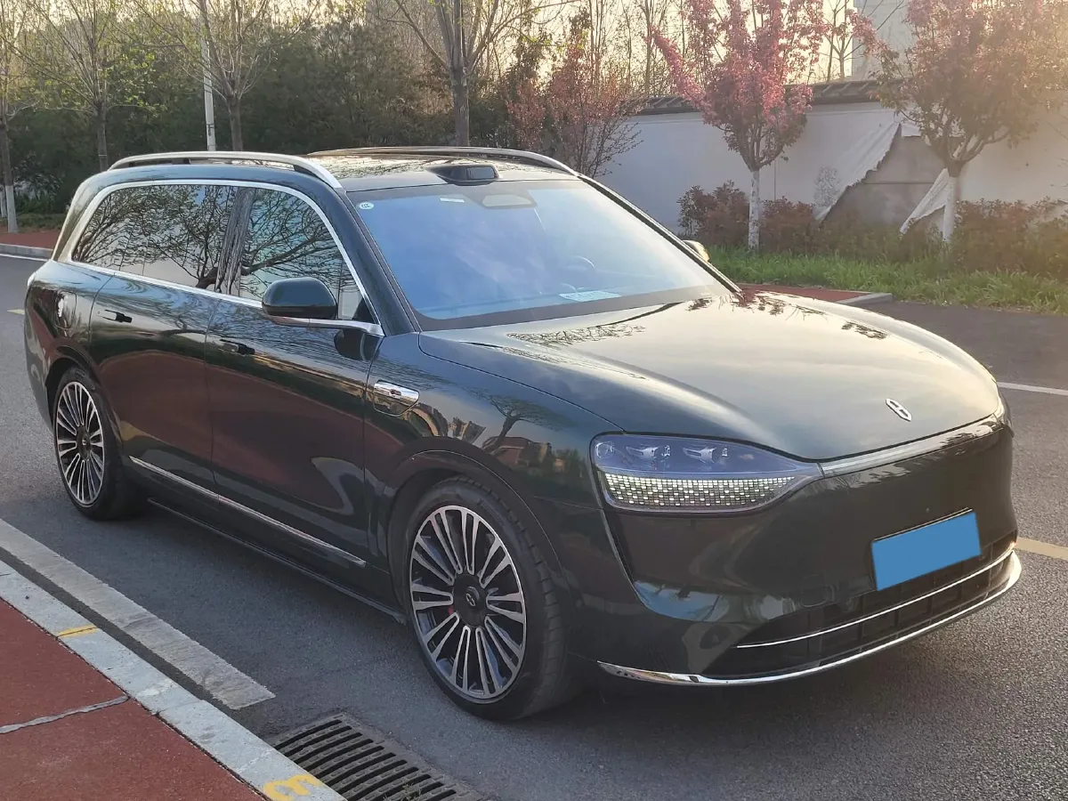 2024 AITO AITO M9 1.5T 152HP L4 REEV 42KWH,autocango,china used car exporter,china ev exporter,chinese used car exporter,chinese used ev exporter