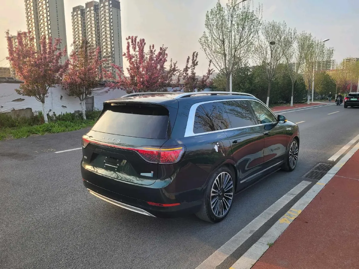 2024 AITO AITO M9 1.5T 152HP L4 REEV 42KWH,autocango,china used car exporter,china ev exporter,chinese used car exporter,chinese used ev exporter