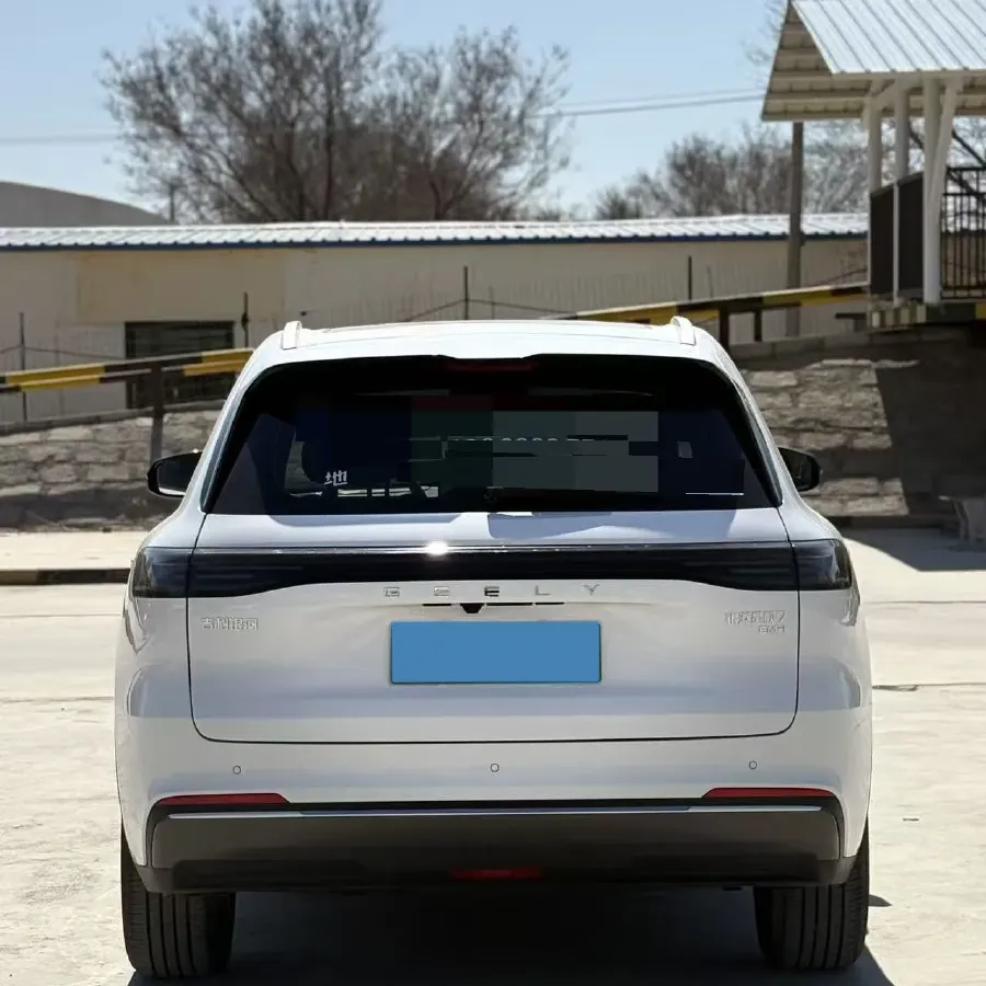 2025 LanDian E5 PLUS 1.5L 95HP L4 E-CVT PHEV 25KWH,autocango,china used car exporter,china ev exporter,chinese used car exporter,chinese used ev exporter