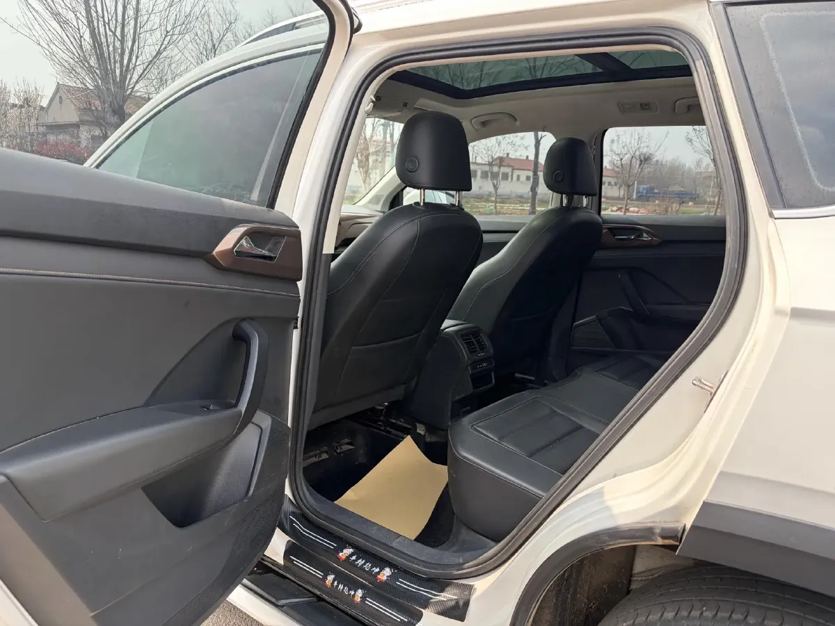 2021 Volkswagen Tharu 1.4T 150HP L4 7DCT,autocango,china used car exporter,china ev exporter,chinese used car exporter,chinese used ev exporter