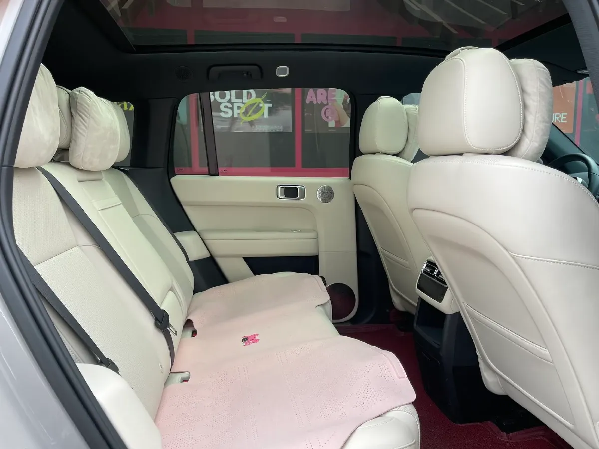 2024 Li L6 Range Extended 154HP L4 REEV 36.8KWH,autocango,china used car exporter,china ev exporter,chinese used car exporter,chinese used ev exporter