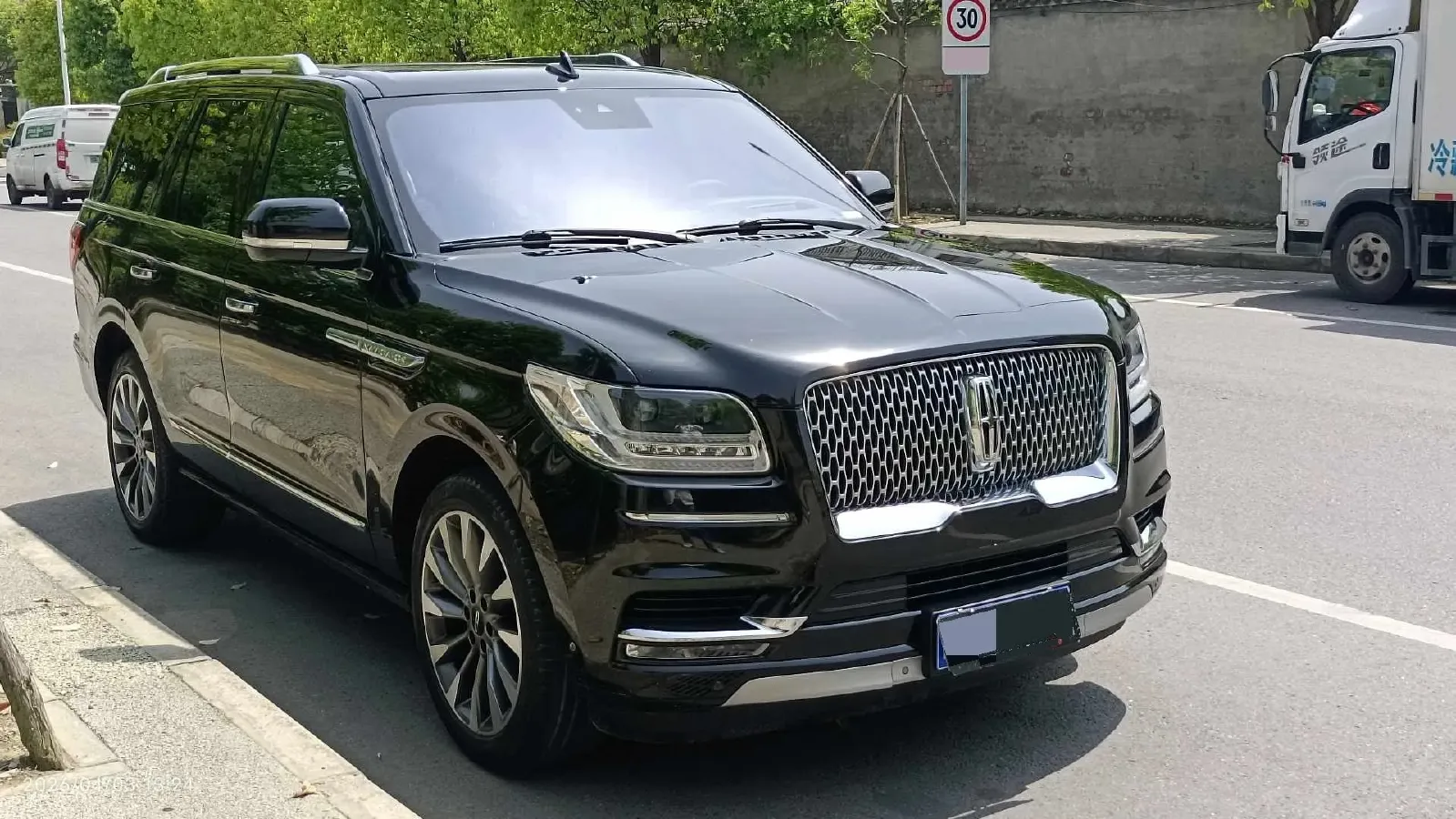 2018 Lincoln Navigator 3.5T 415HP V6 10AT,autocango,china used car exporter,china ev exporter,chinese used car exporter,chinese used ev exporter