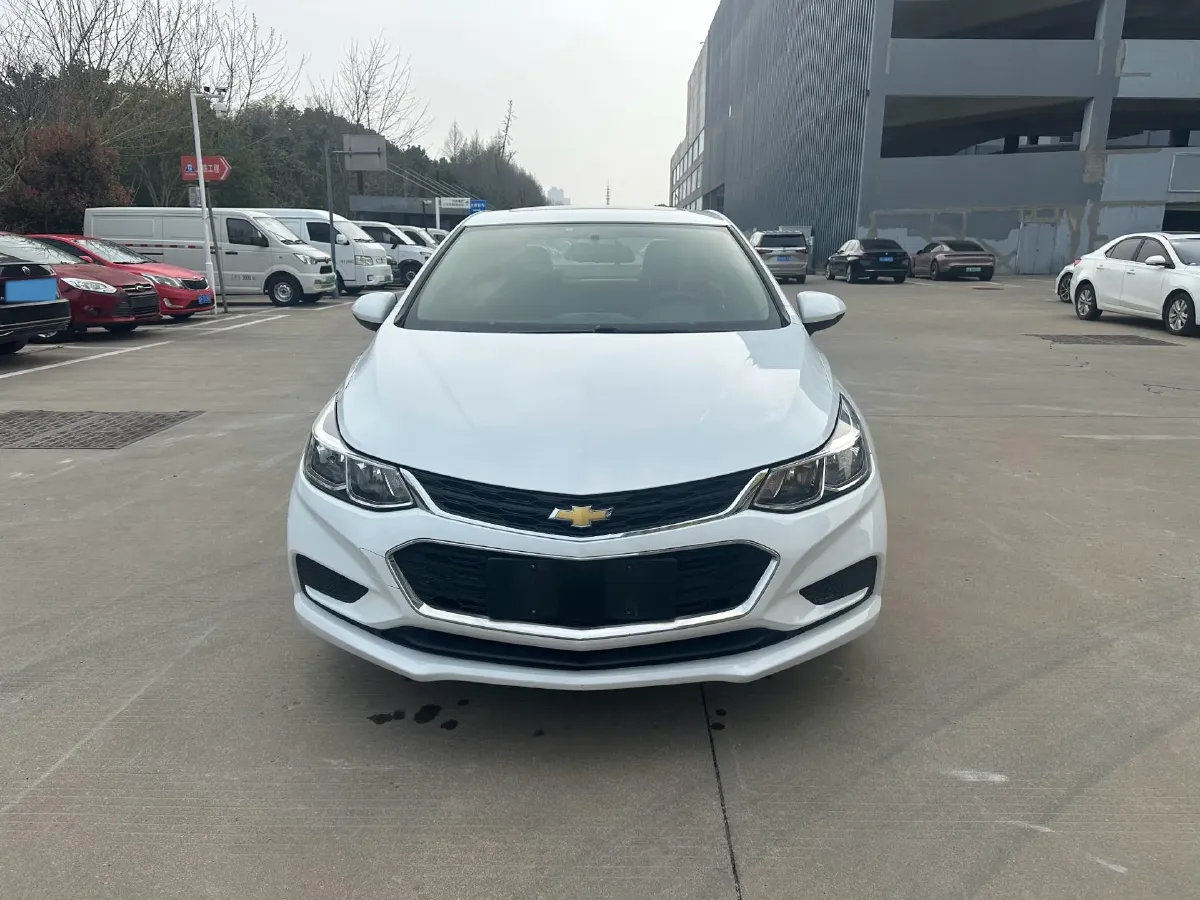 2018 Chevrolet Cruze 1.5L 114HP L4 6AT,autocango,china used car exporter,china ev exporter,chinese used car exporter,chinese used ev exporter