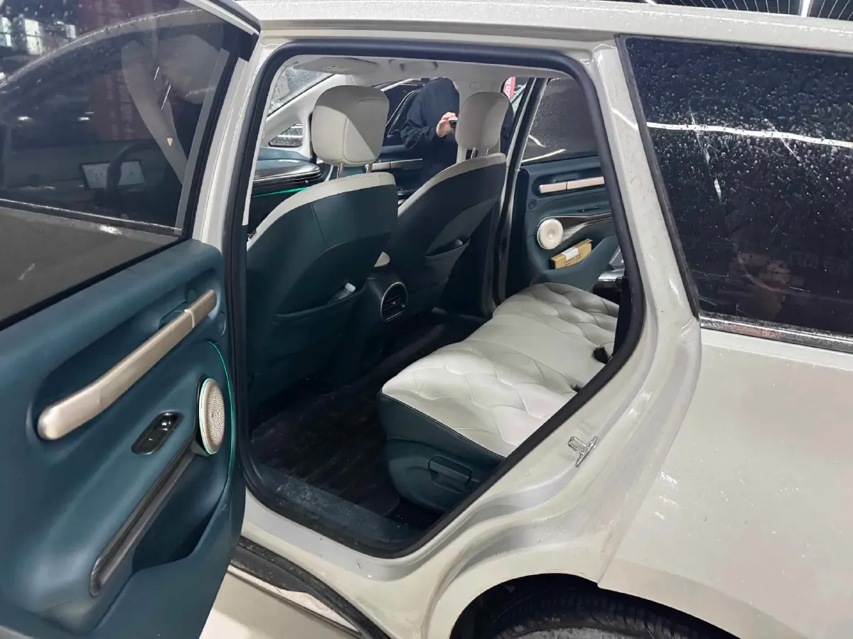 2023 BaoJun Cloud BEV 50.6KWH,autocango,china used car exporter,china ev exporter,chinese used car exporter,chinese used ev exporter