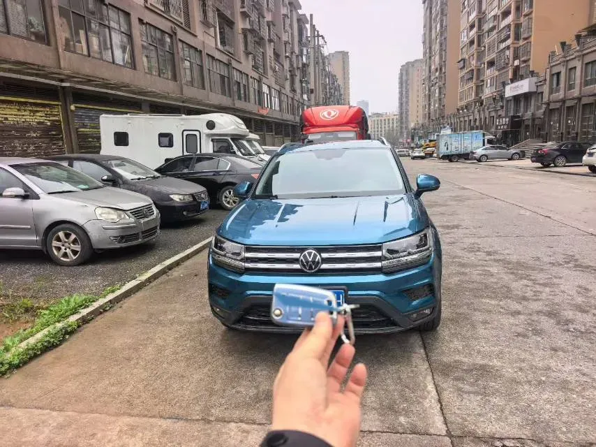 2021 Volkswagen Tharu 1.4T 150HP L4 7DCT,autocango,china used car exporter,china ev exporter,chinese used car exporter,chinese used ev exporter