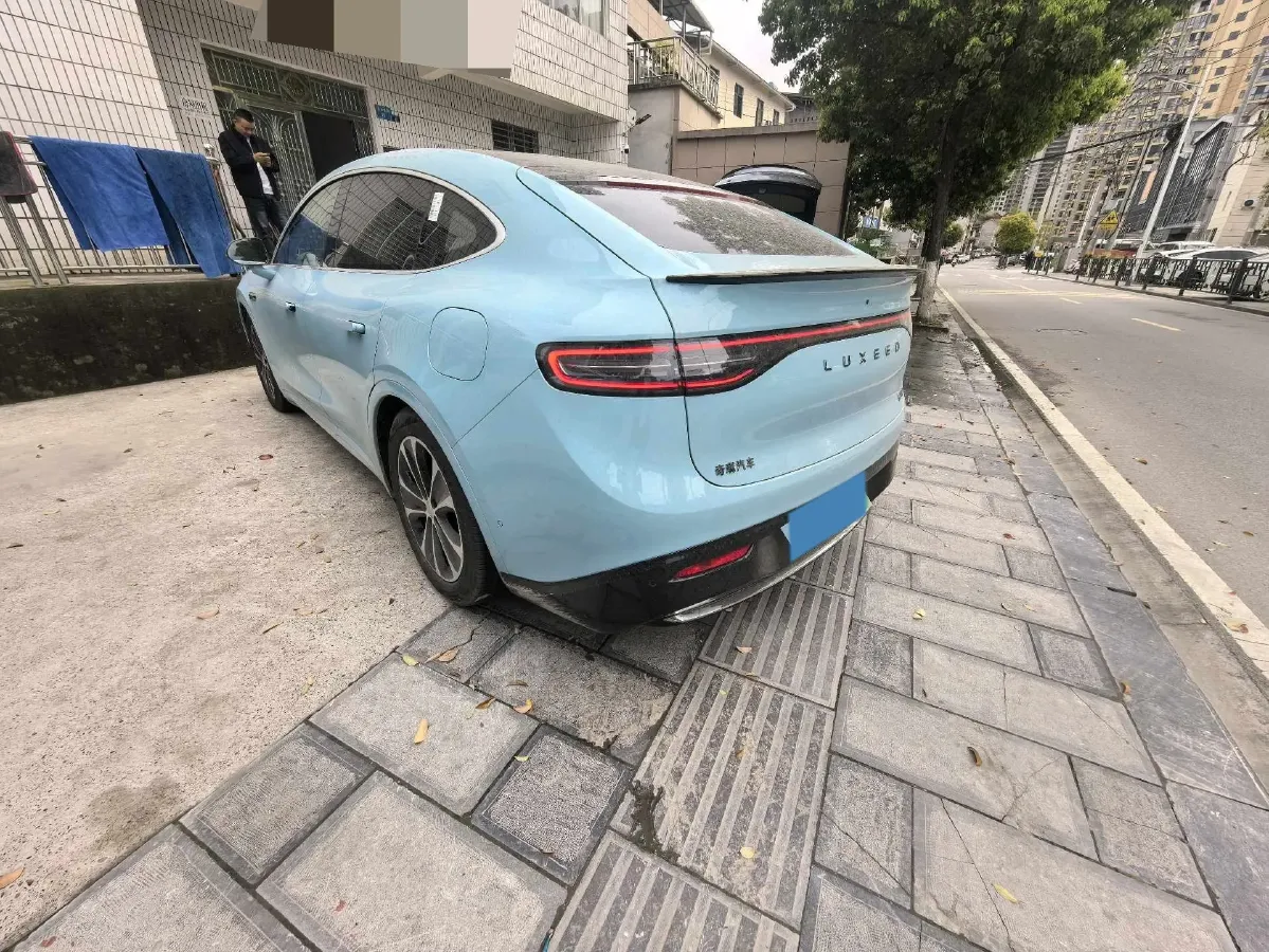 2025 Luxeed R7 REEV 156HP REEV 37KWH,autocango,china used car exporter,china ev exporter,chinese used car exporter,chinese used ev exporter