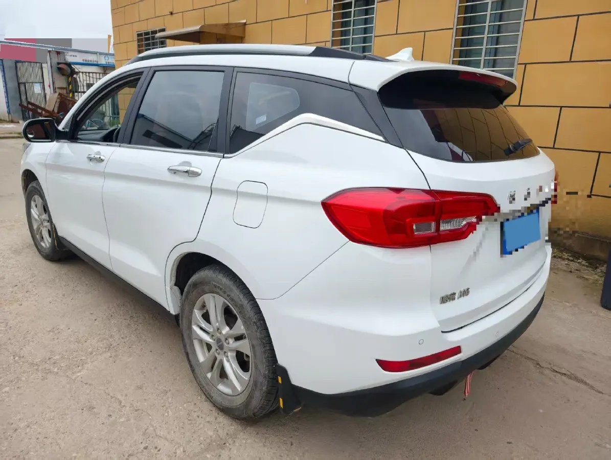 2018 Haval M6 1.5T 150HP L4 6MT,autocango,china used car exporter,china ev exporter,chinese used car exporter,chinese used ev exporter