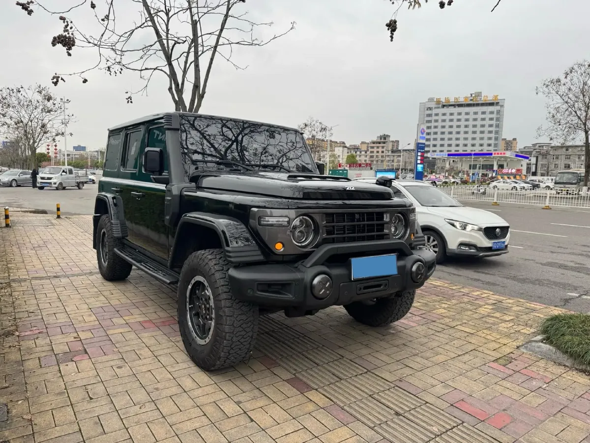 2025 212 212 T01 2.0T 252HP L4 8AT,autocango,china used car exporter,china ev exporter,chinese used car exporter,chinese used ev exporter