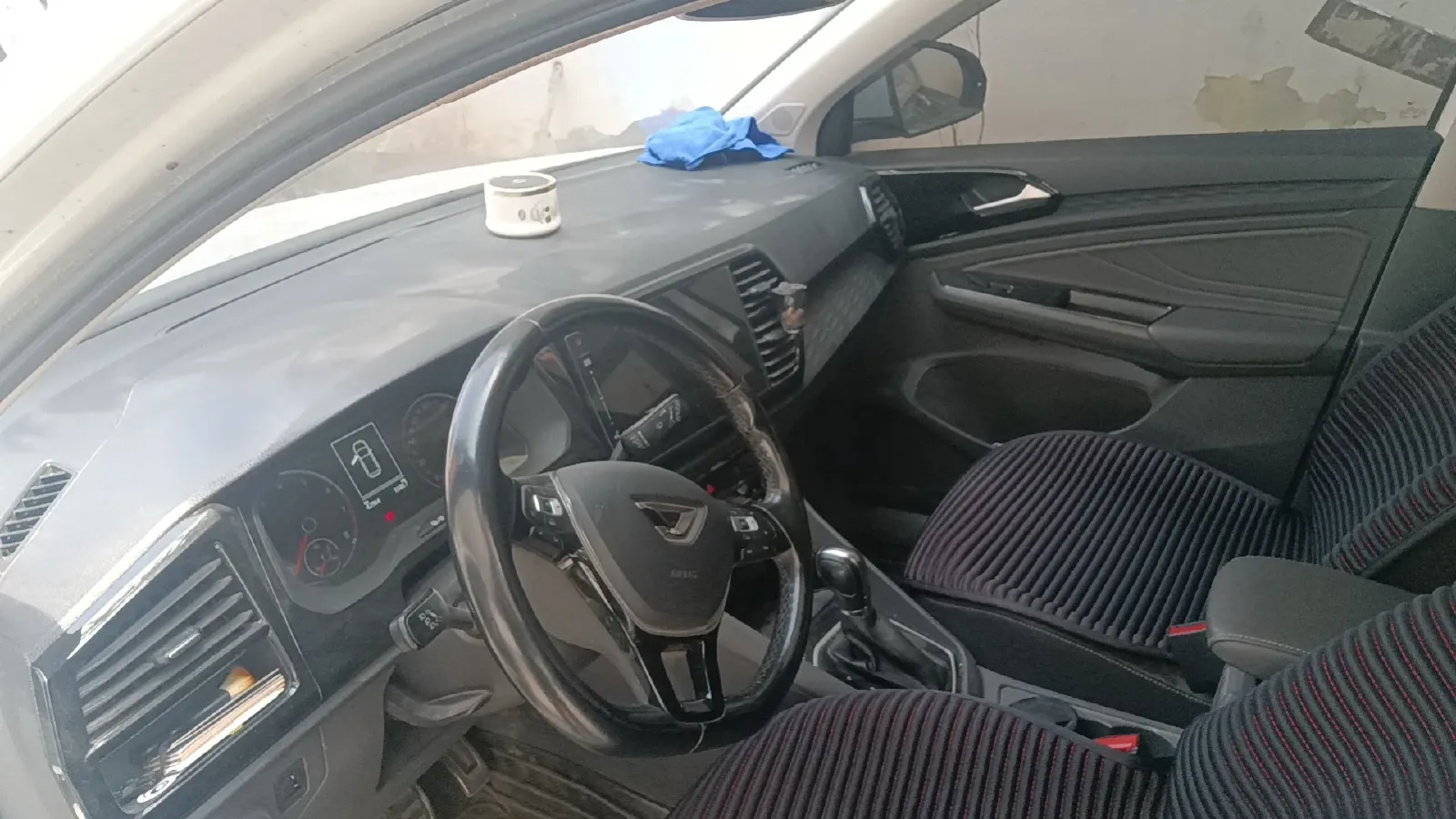 2020 Jetta VS7 1.4T 150HP L4 6AT,autocango,china used car exporter,china ev exporter,chinese used car exporter,chinese used ev exporter