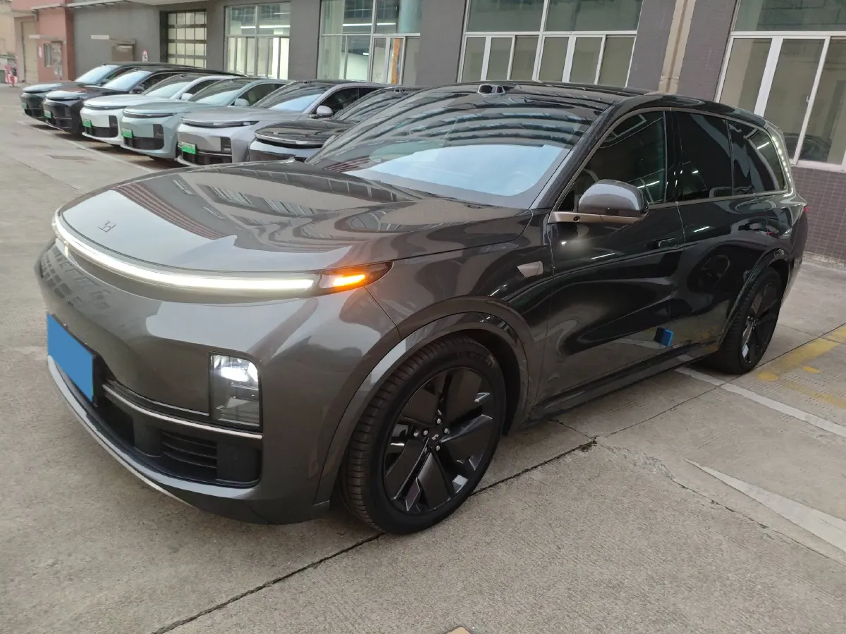 2025 Li L9 Range Extended 154HP REEV,autocango,china used car exporter,china ev exporter,chinese used car exporter,chinese used ev exporter