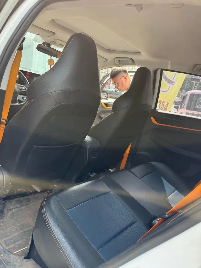 2022 Livan X3 PRO 1.5L 113HP L4 CVT,autocango,china used car exporter,china ev exporter,chinese used car exporter,chinese used ev exporter