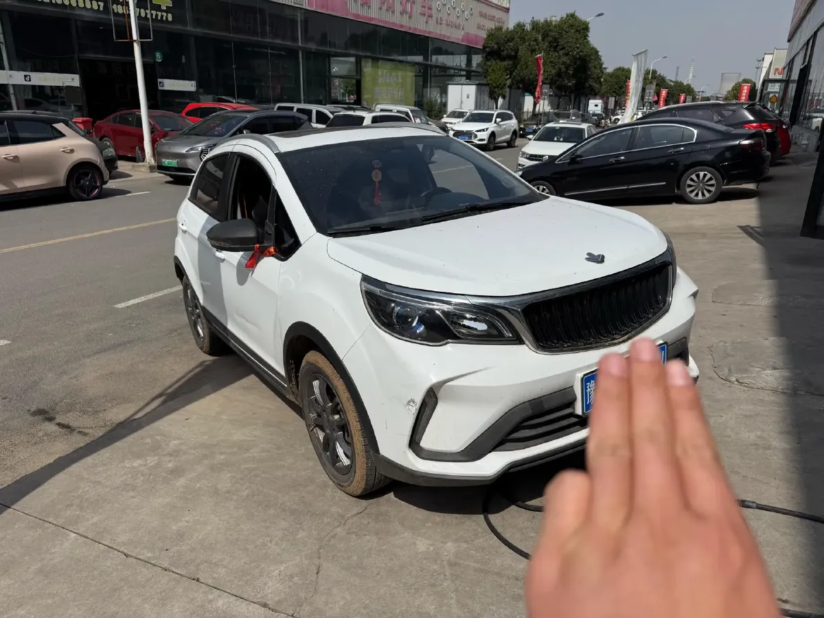 2022 Livan X3 PRO 1.5L 113HP L4 CVT,autocango,china used car exporter,china ev exporter,chinese used car exporter,chinese used ev exporter