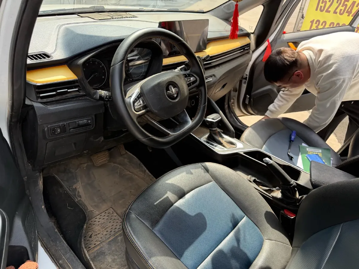 2022 Livan X3 PRO 1.5L 113HP L4 CVT,autocango,china used car exporter,china ev exporter,chinese used car exporter,chinese used ev exporter