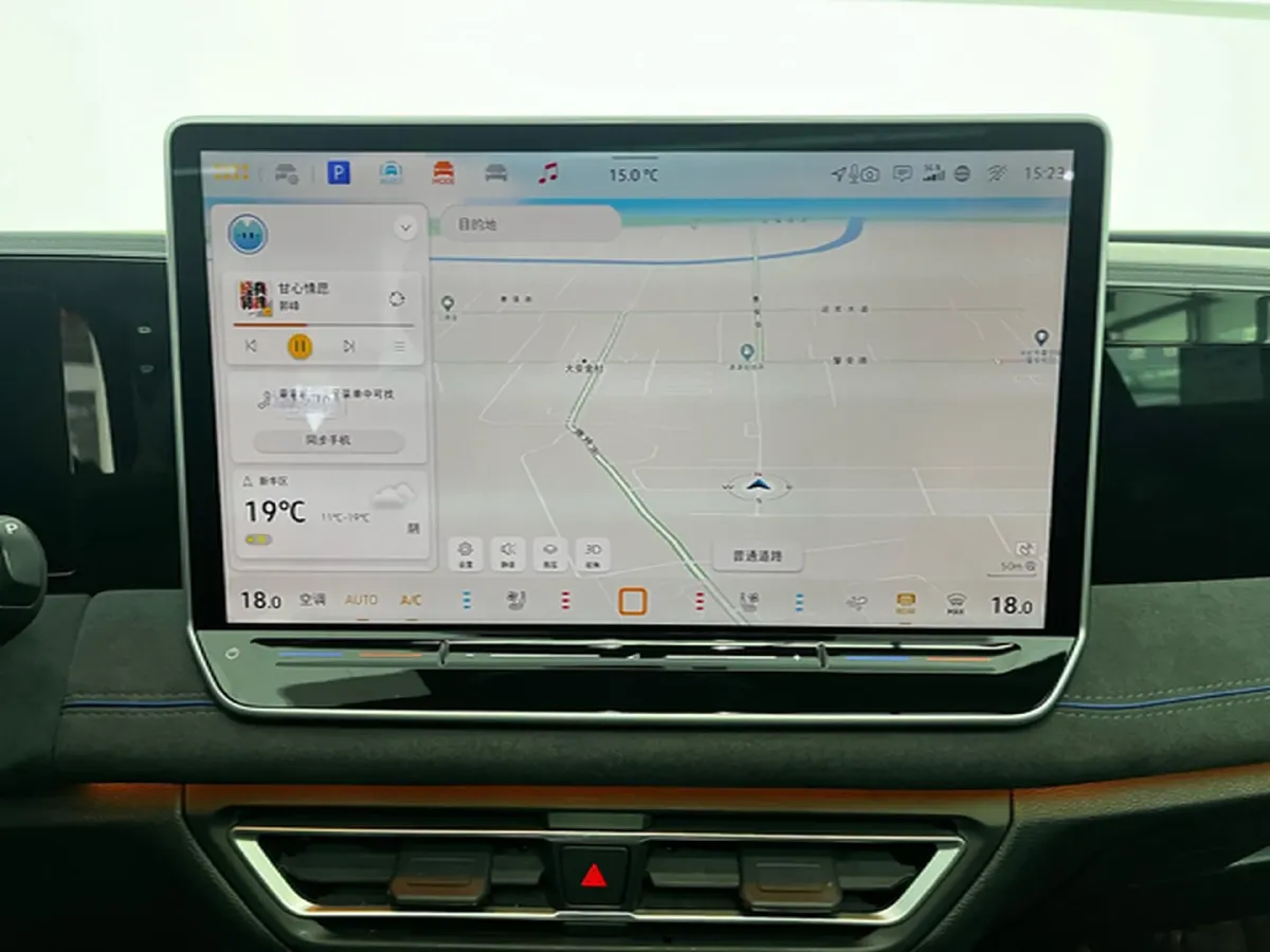 2024 Volkswagen Tiguan L 2.0T 186HP L4 7DCT,autocango,china used car exporter,china ev exporter,chinese used car exporter,chinese used ev exporter