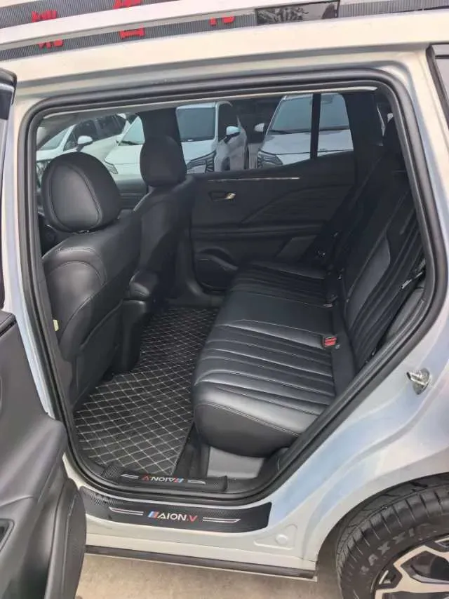 2025 HuangHai WeiLong 2.4T 218HP L4 8AT,autocango,china used car exporter,china ev exporter,chinese used car exporter,chinese used ev exporter