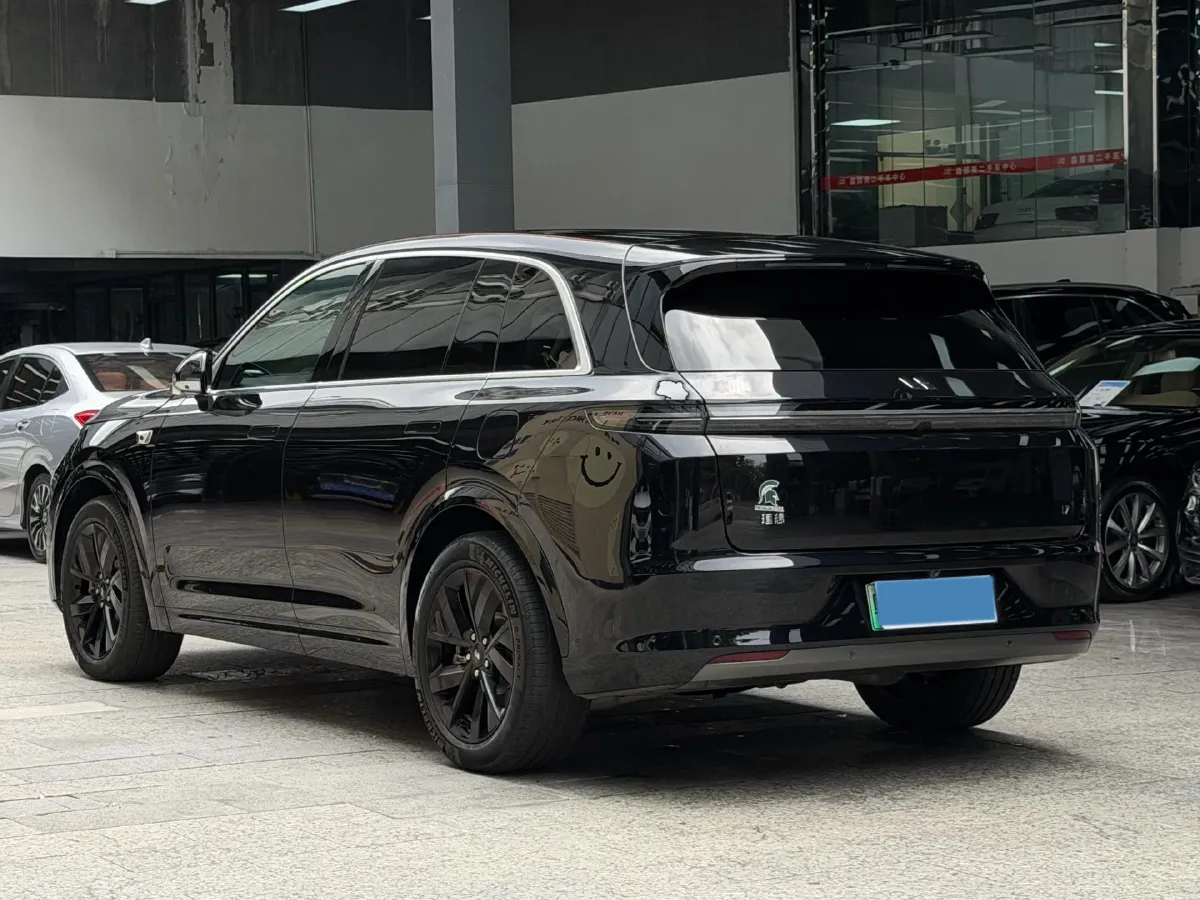 2023 Li L7 Range Extended 154HP REEV 40.9KWH,autocango,china used car exporter,china ev exporter,chinese used car exporter,chinese used ev exporter