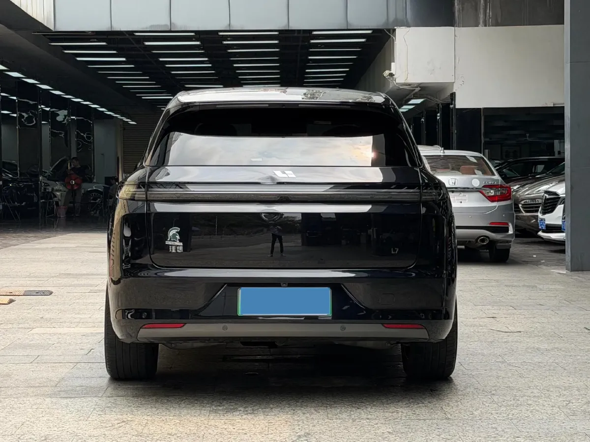 2023 Li L7 Range Extended 154HP REEV 40.9KWH,autocango,china used car exporter,china ev exporter,chinese used car exporter,chinese used ev exporter