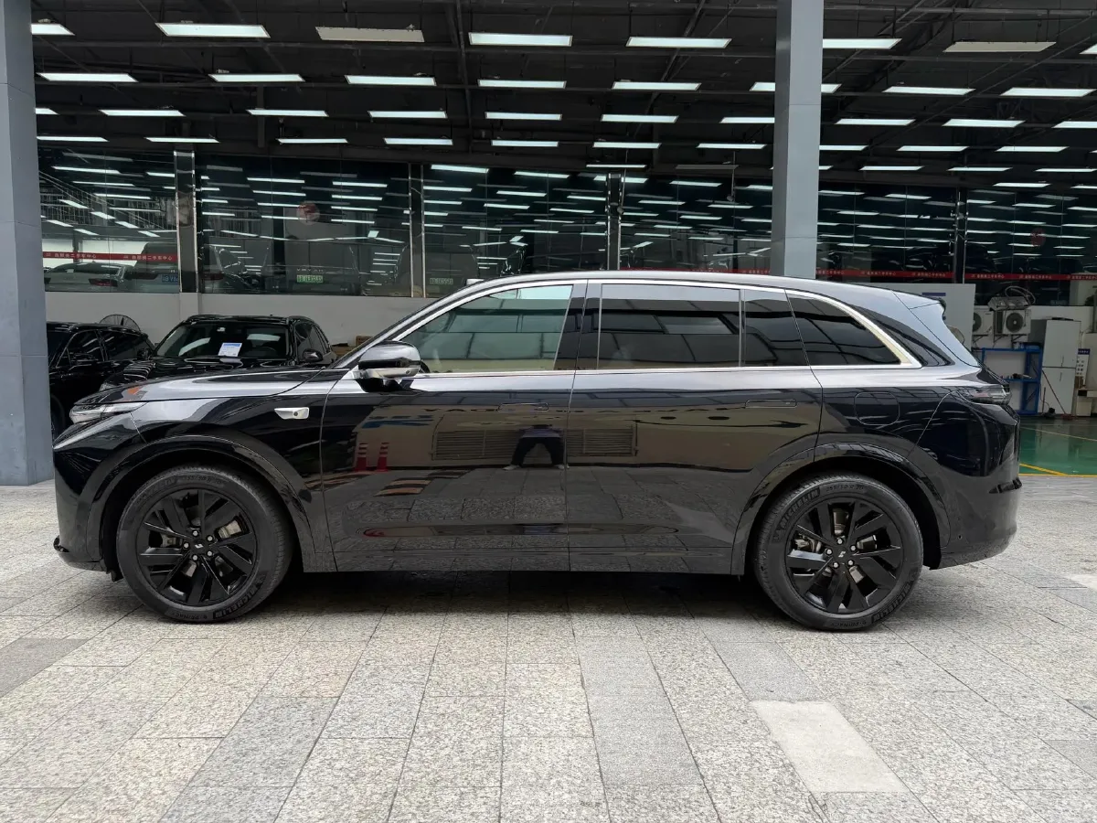 2023 Li L7 Range Extended 154HP REEV 40.9KWH,autocango,china used car exporter,china ev exporter,chinese used car exporter,chinese used ev exporter