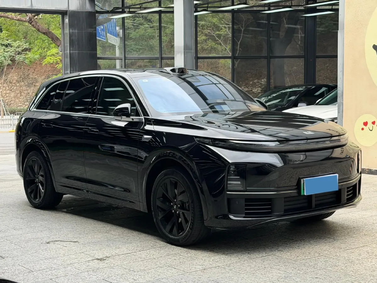 2023 Li L7 Range Extended 154HP REEV 40.9KWH,autocango,china used car exporter,china ev exporter,chinese used car exporter,chinese used ev exporter