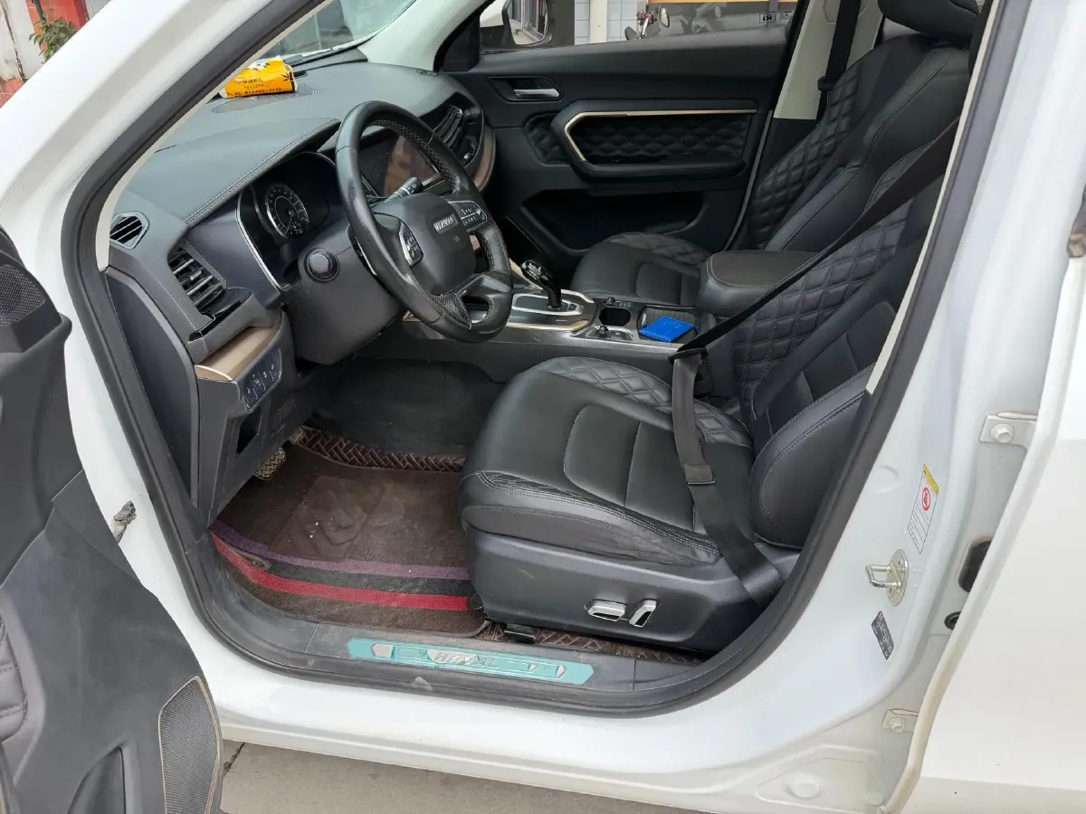 2020 Haval H6 2.0T 224HP L4 7DCT,autocango,china used car exporter,china ev exporter,chinese used car exporter,chinese used ev exporter