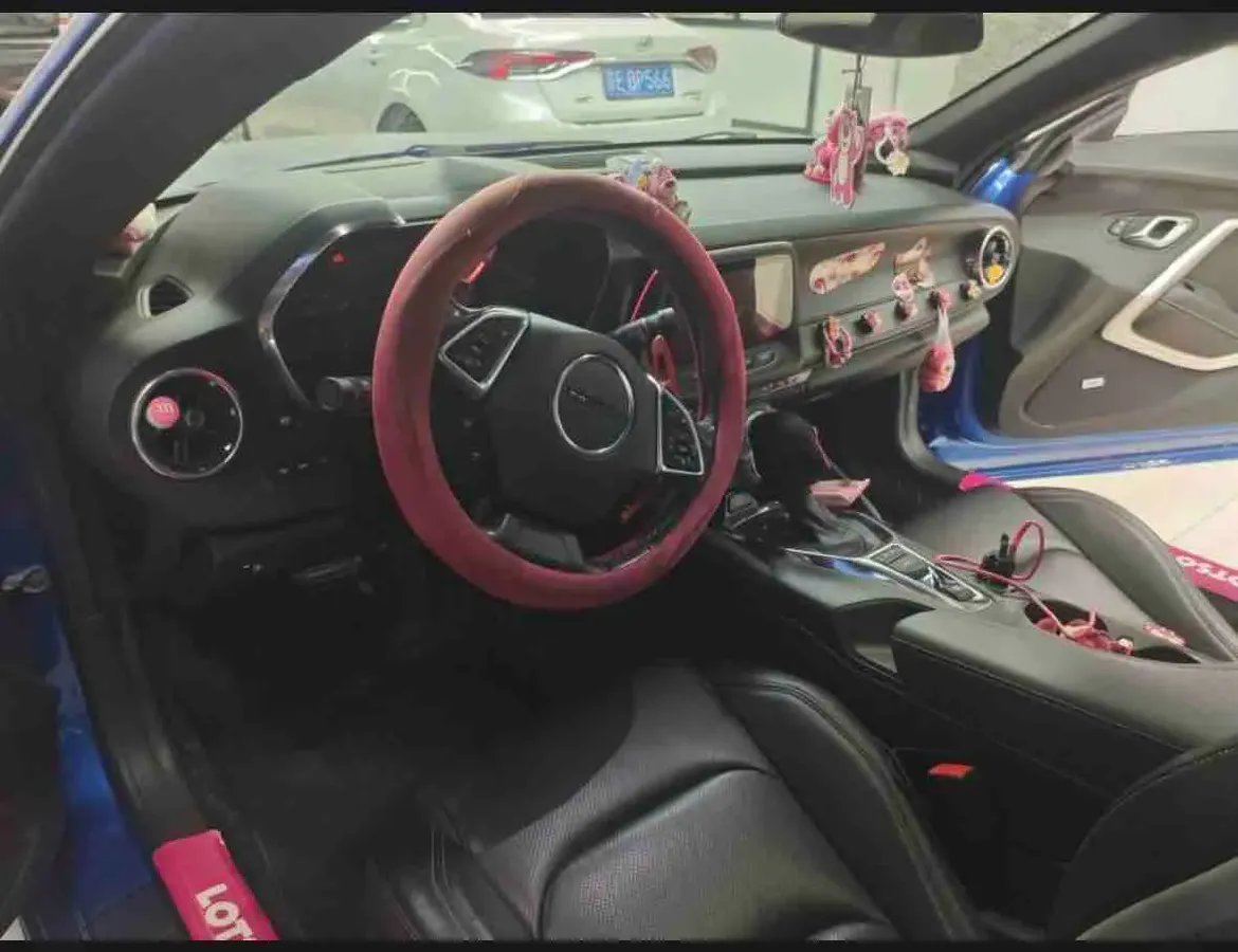 2017 Chevrolet Camaro 2.0T 275HP L4 8AT,autocango,china used car exporter,china ev exporter,chinese used car exporter,chinese used ev exporter