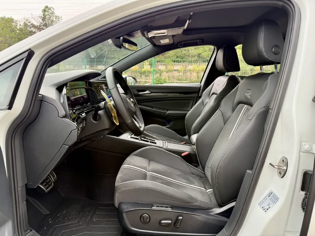 2021 Volkswagen Golf 1.4T 150HP L4 7DCT,autocango,china used car exporter,china ev exporter,chinese used car exporter,chinese used ev exporter