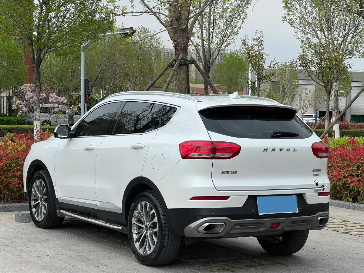 2020 Haval H6 2.0T 224HP L4 7DCT,autocango,china used car exporter,china ev exporter,chinese used car exporter,chinese used ev exporter