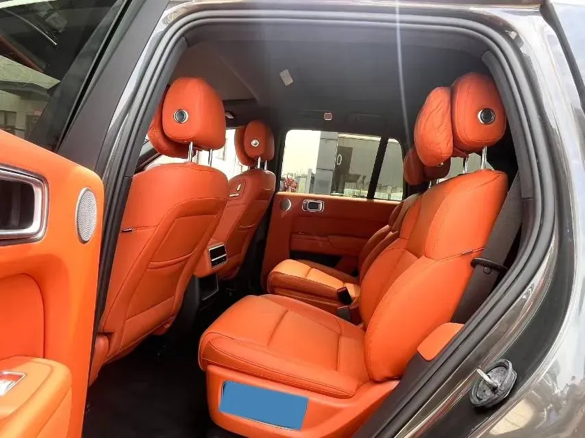 2023 Li L8 Range Extended 154HP REEV 40.9KWH,autocango,china used car exporter,china ev exporter,chinese used car exporter,chinese used ev exporter