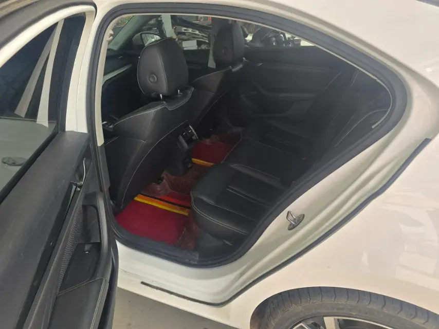 2021 Skoda Octavia 1.4T 150HP L4 7DCT,autocango,china used car exporter,china ev exporter,chinese used car exporter,chinese used ev exporter