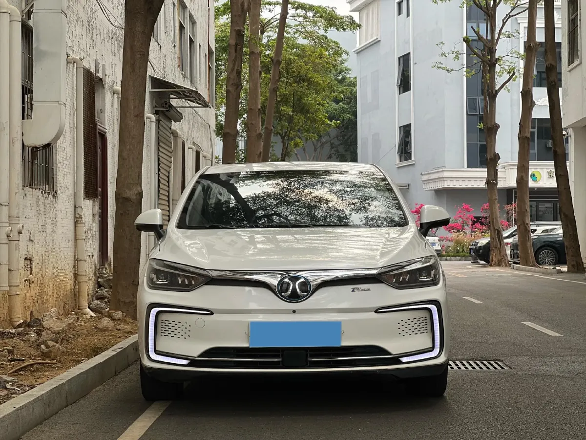 2019 BeiJing Auto EU5 BEV 50.8KWH,autocango,china used car exporter,china ev exporter,chinese used car exporter,chinese used ev exporter