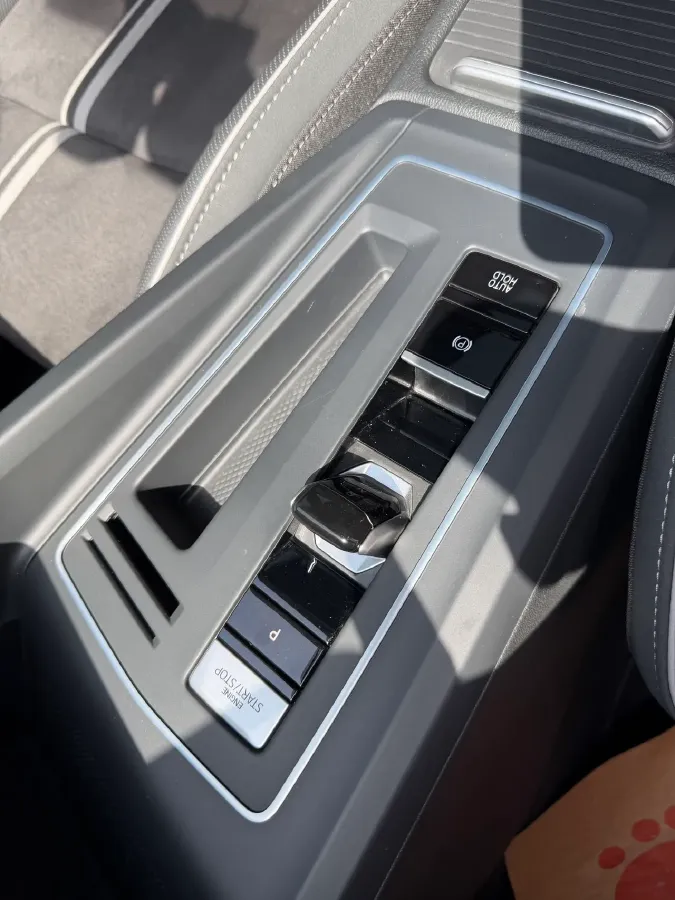 2023 Volkswagen Golf 1.4T 150HP L4 7DCT,autocango,china used car exporter,china ev exporter,chinese used car exporter,chinese used ev exporter