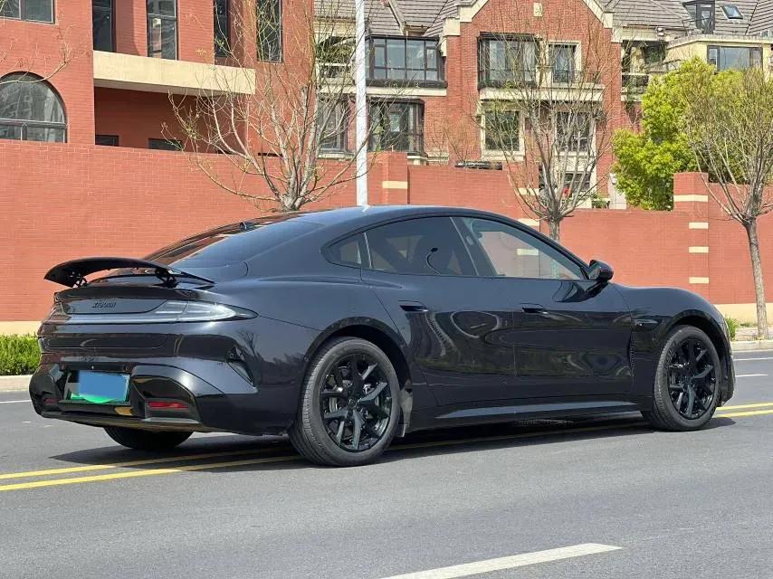 2024 MI SU7 BEV 73.6KWH,autocango,china used car exporter,china ev exporter,chinese used car exporter,chinese used ev exporter