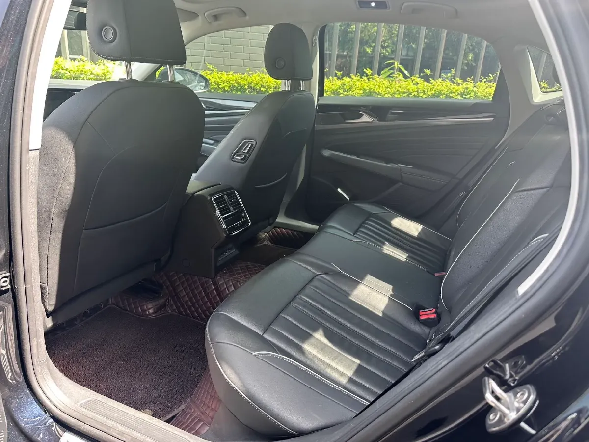 2023 Volkswagen Passat 2.0T 186HP L4 7DCT,autocango,china used car exporter,china ev exporter,chinese used car exporter,chinese used ev exporter