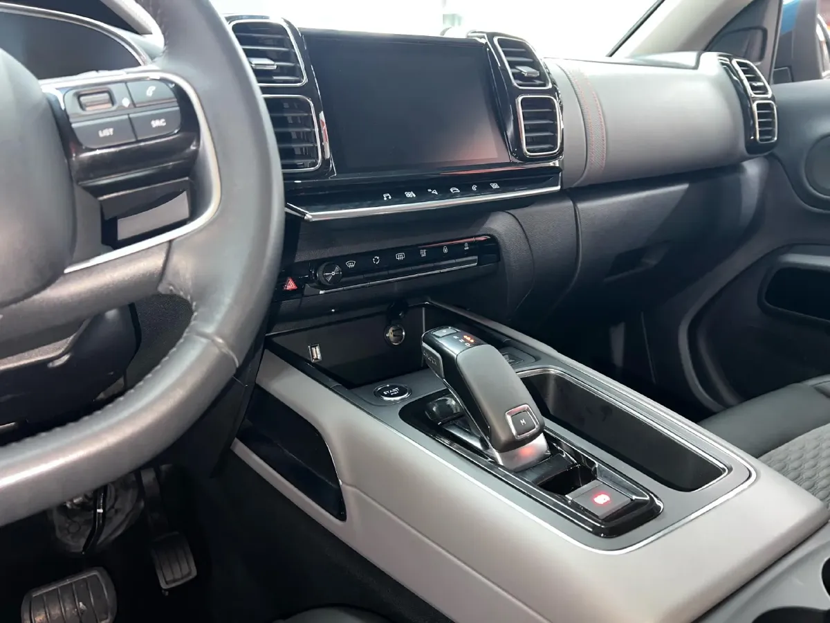 2019 Citroen C5 Aircross 1.6T 167HP L4 6AT,autocango,china used car exporter,china ev exporter,chinese used car exporter,chinese used ev exporter