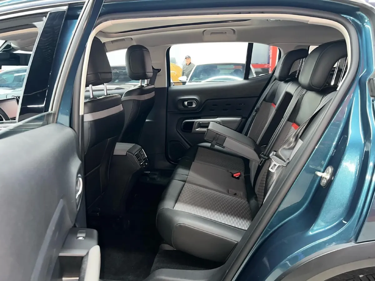 2019 Citroen C5 Aircross 1.6T 167HP L4 6AT,autocango,china used car exporter,china ev exporter,chinese used car exporter,chinese used ev exporter