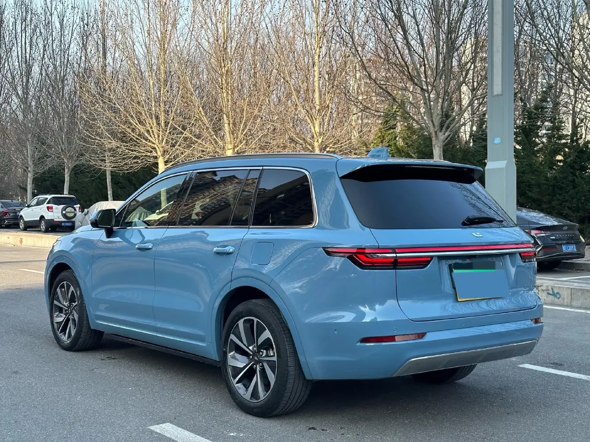 2021 Li ONE Range Extended 131HP REEV 40.5KWH,autocango,china used car exporter,china ev exporter,chinese used car exporter,chinese used ev exporter