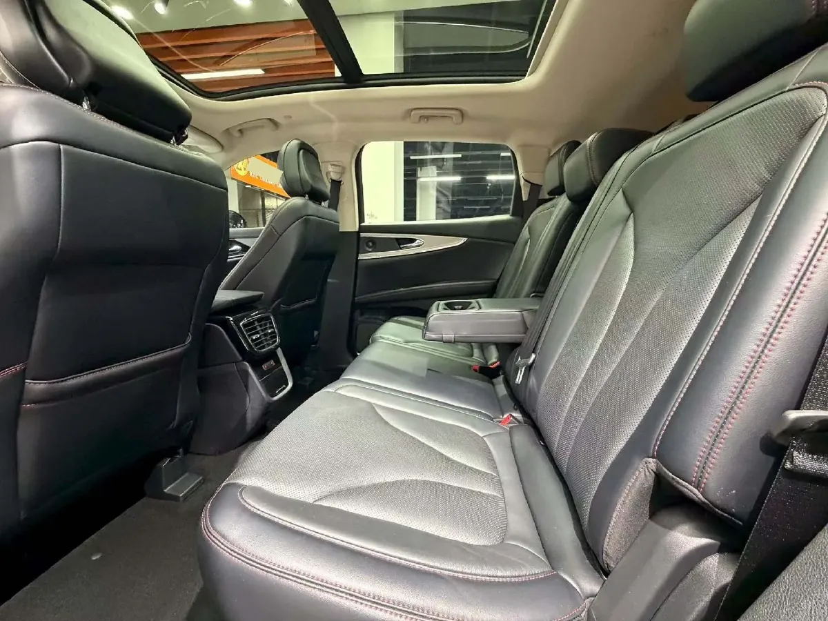 2021 Lincoln Nautilus 2.0T 245HP L4 8AT,autocango,china used car exporter,china ev exporter,chinese used car exporter,chinese used ev exporter