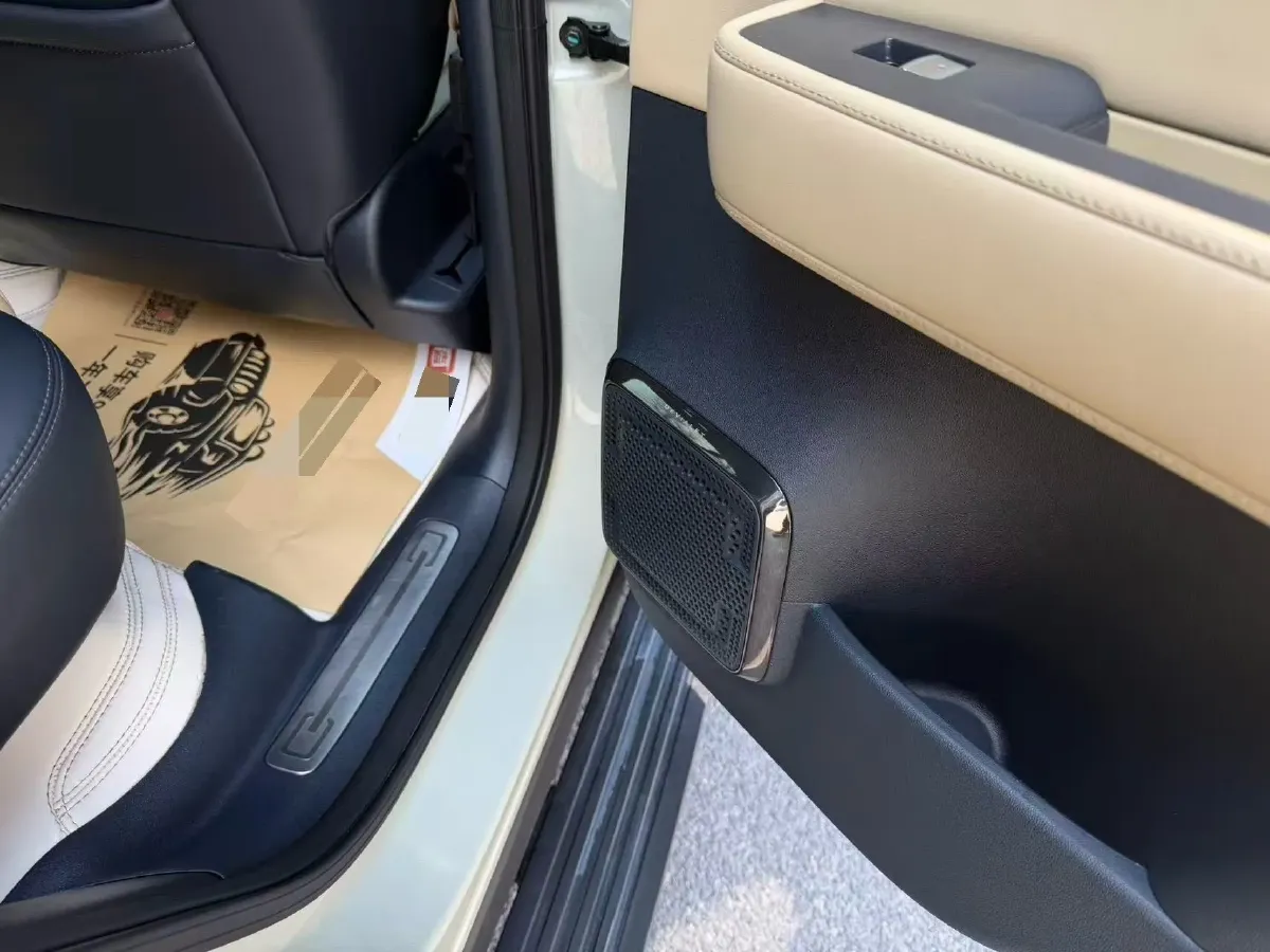 2023 Toyota Crown Kluger 2.5L 189HP L4 E-CVT Hybrid,autocango,china used car exporter,china ev exporter,chinese used car exporter,chinese used ev exporter