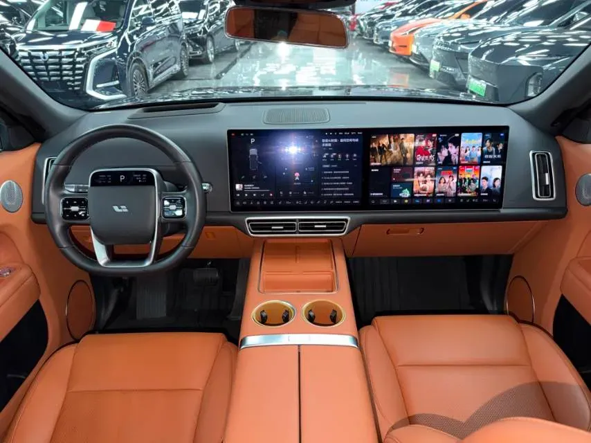 2023 Li L8 Range Extended 154HP REEV 40.9KWH,autocango,china used car exporter,china ev exporter,chinese used car exporter,chinese used ev exporter