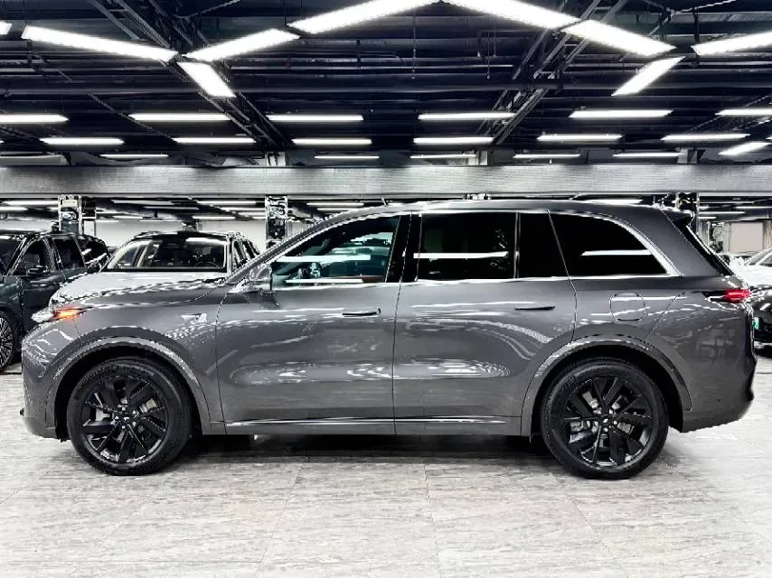 2023 Li L8 Range Extended 154HP REEV 40.9KWH,autocango,china used car exporter,china ev exporter,chinese used car exporter,chinese used ev exporter