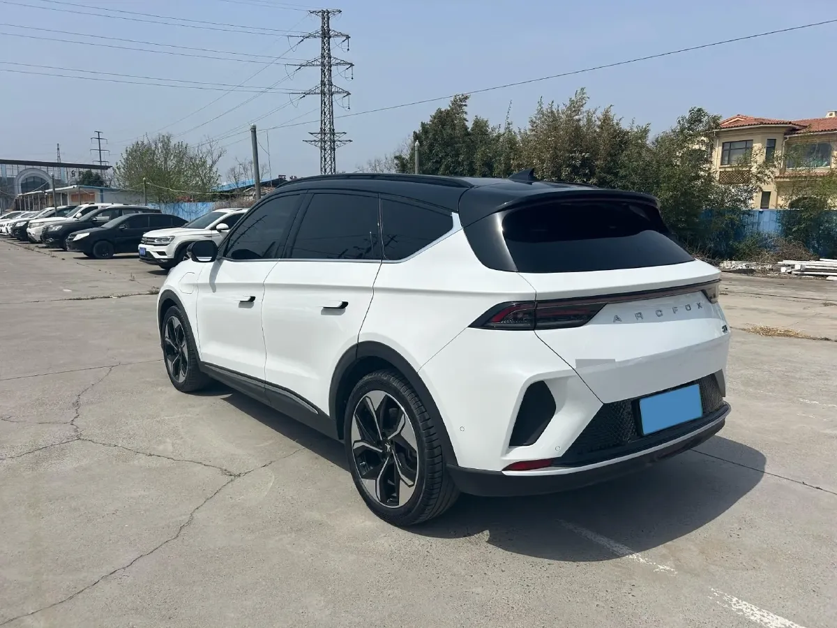 2022 ARCFOX αT BEV 93.6KWH,autocango,china used car exporter,china ev exporter,chinese used car exporter,chinese used ev exporter