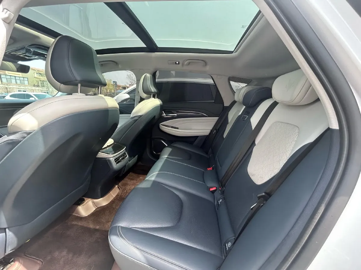 2022 ARCFOX αT BEV 93.6KWH,autocango,china used car exporter,china ev exporter,chinese used car exporter,chinese used ev exporter