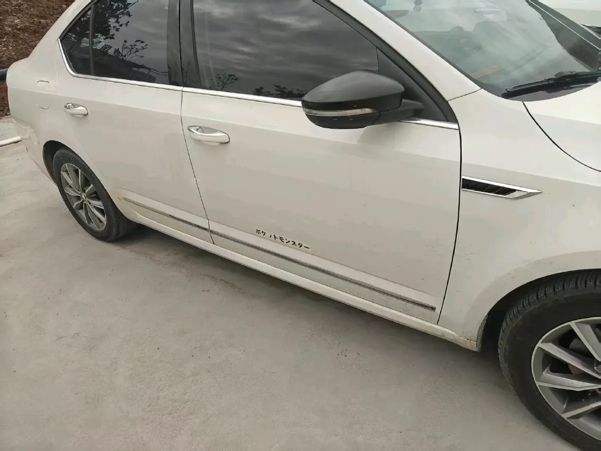 2020 Skoda Octavia 1.2T 116HP L4 7DCT,autocango,china used car exporter,china ev exporter,chinese used car exporter,chinese used ev exporter