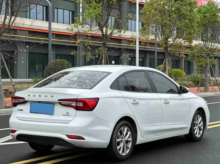 2019 Roewe i5 1.5L 120HP L4 CVT,autocango,china used car exporter,china ev exporter,chinese used car exporter,chinese used ev exporter