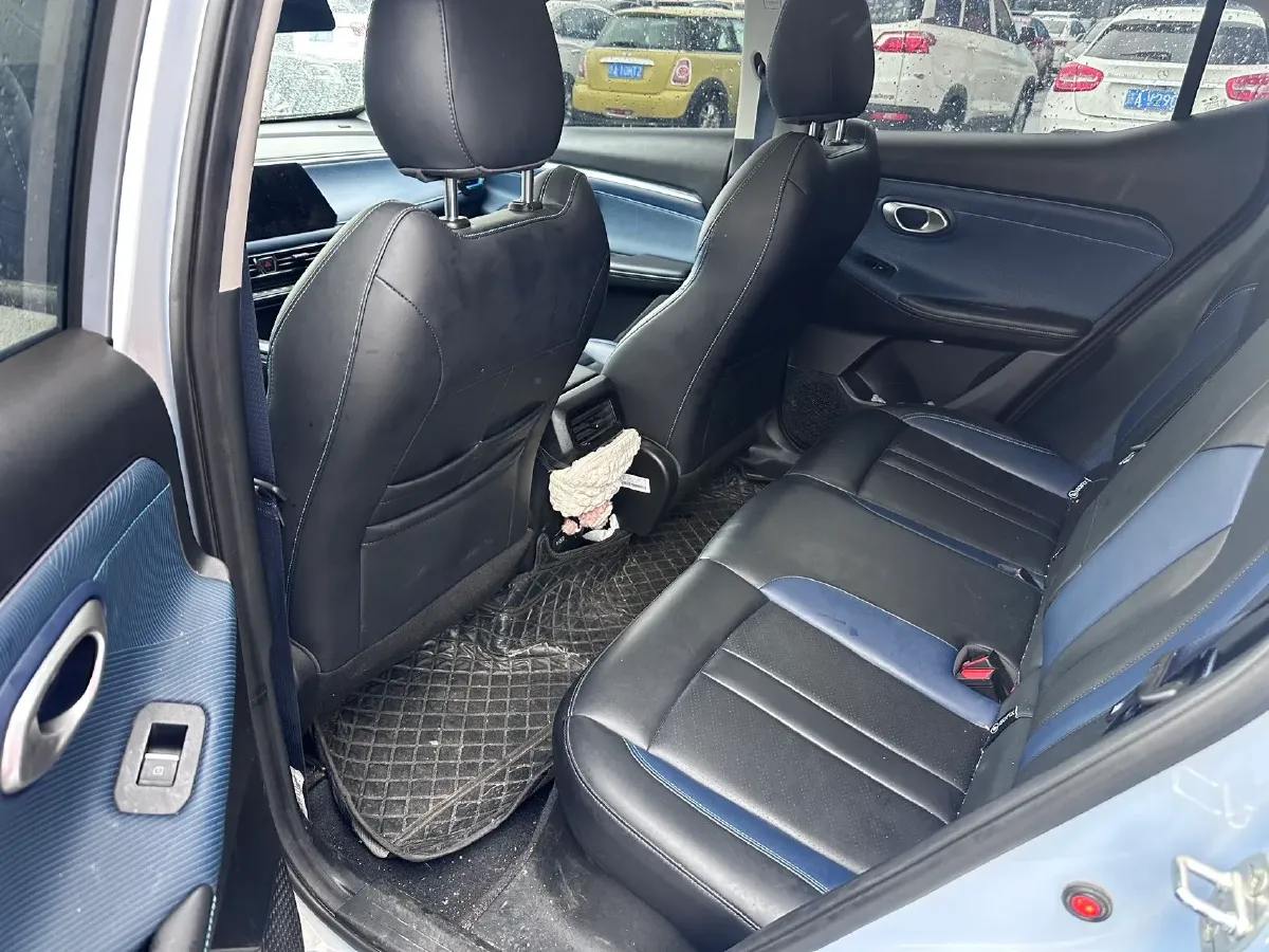 2023 GAC Trumpchi GS3 1.5T 177HP L4 7DCT,autocango,china used car exporter,china ev exporter,chinese used car exporter,chinese used ev exporter