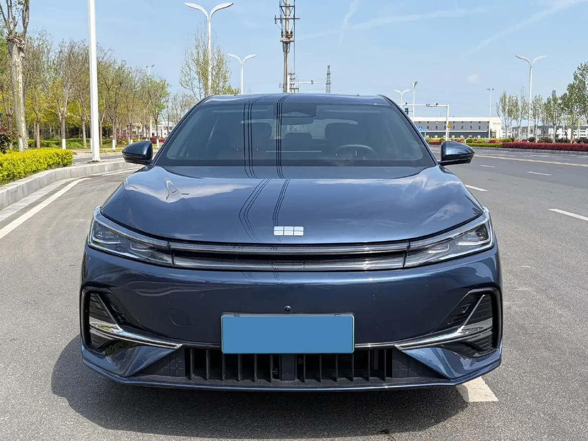 2025 Geely Galaxy A7 1.5L 112HP L4 1DHT PHEV,autocango,china used car exporter,china ev exporter,chinese used car exporter,chinese used ev exporter