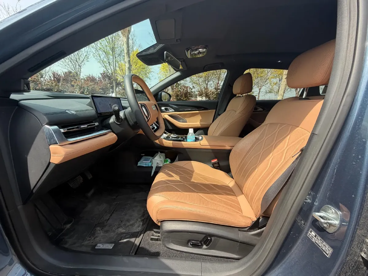 2025 Geely Galaxy A7 1.5L 112HP L4 1DHT PHEV,autocango,china used car exporter,china ev exporter,chinese used car exporter,chinese used ev exporter